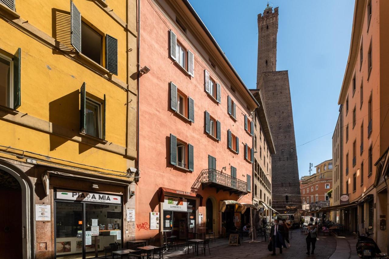 Апартаменти La Mansarda Di Via Zamboni By Wonderful Italy Болонья Екстер'єр фото